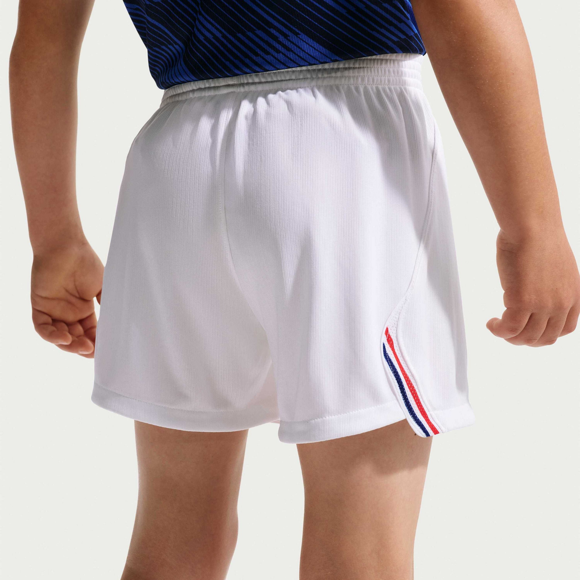 NIKE, Younger Kids' Football Replica 3-piece Kit Fff 2026 Stadium Home