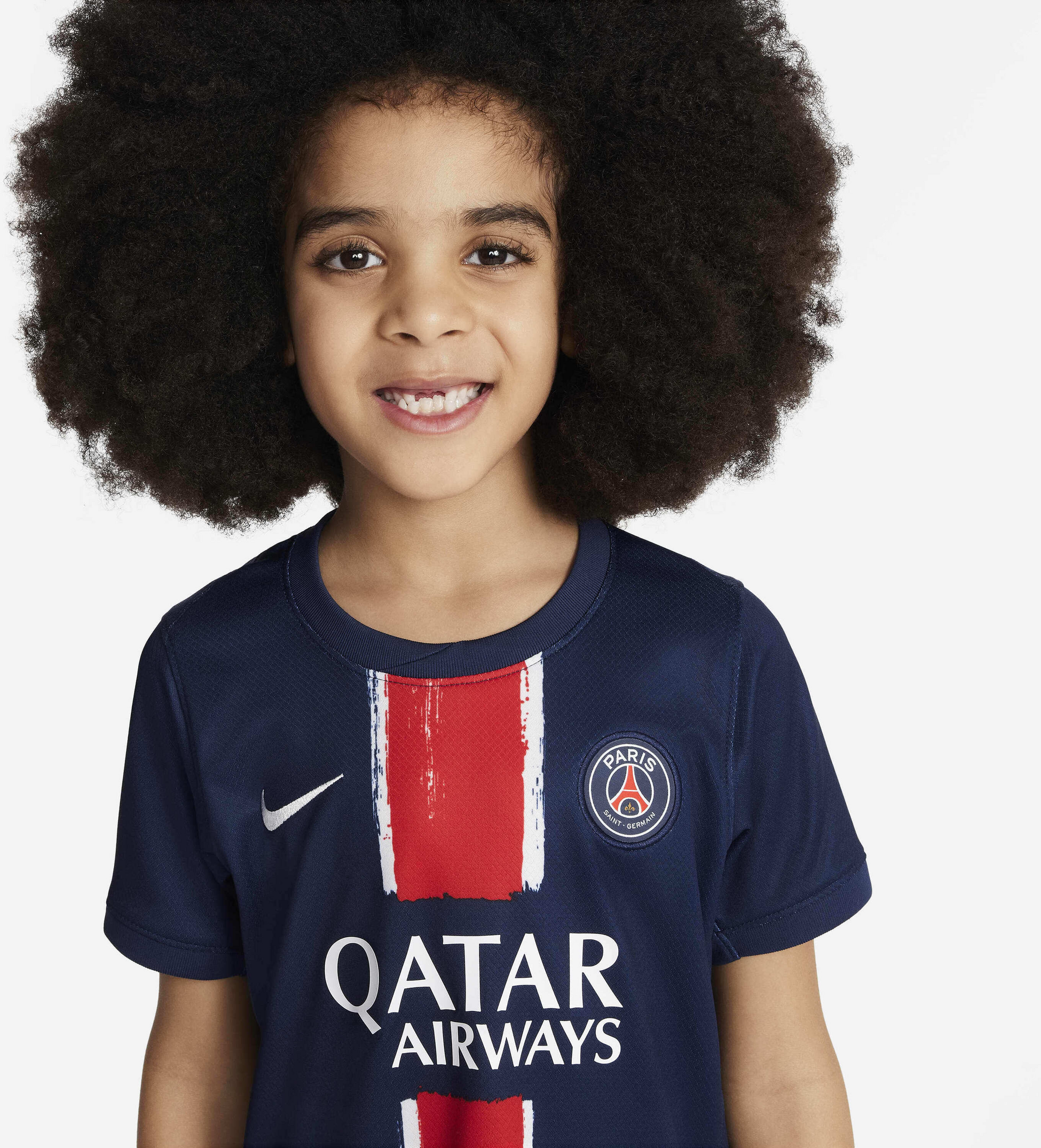 NIKE, Younger Kids' Football Replica 3-piece Kit Paris Saint-germain 2024/25 Stadium Home