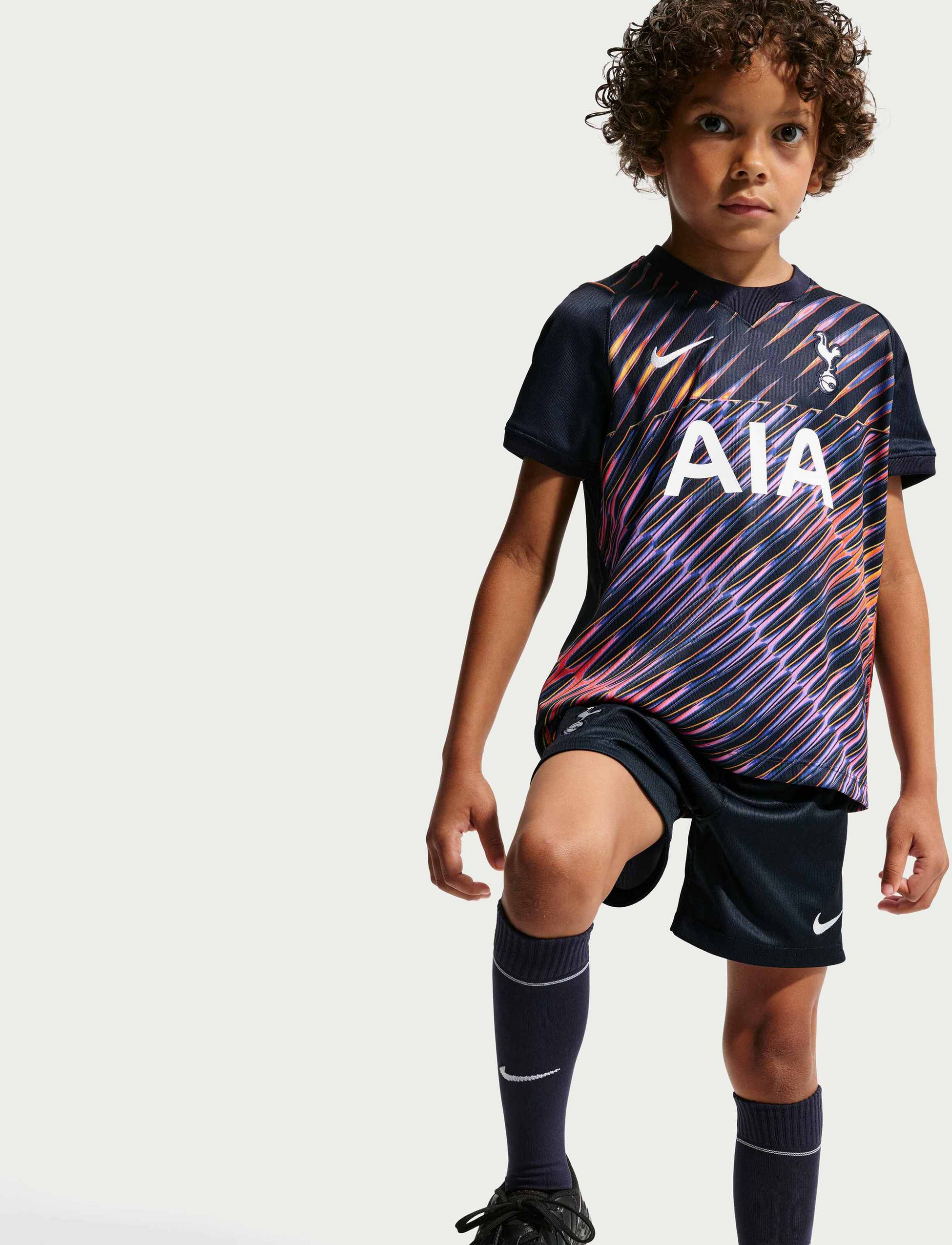 NIKE, Younger Kids' Football Replica 3-piece Kit Tottenham Hotspur 2026 Stadium Away