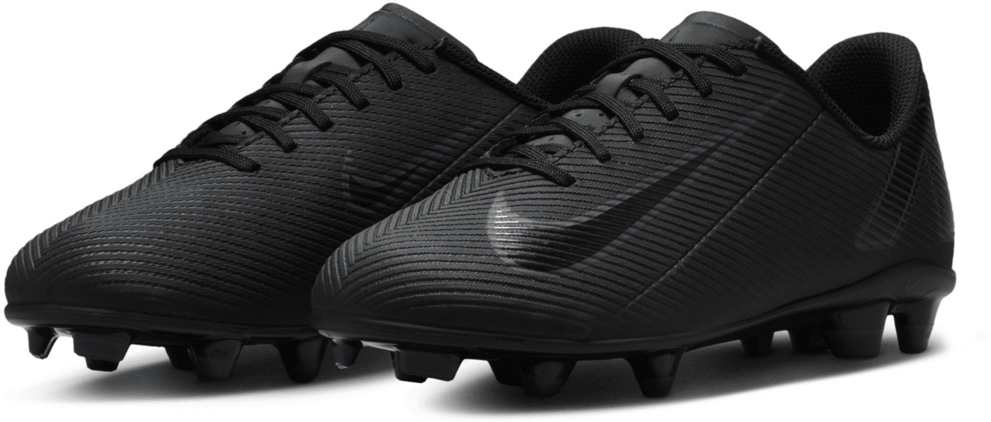 NIKE, Younger/older Kids' Mg Low-top Football Boot Jr. Mercurial Vapor 16 Club