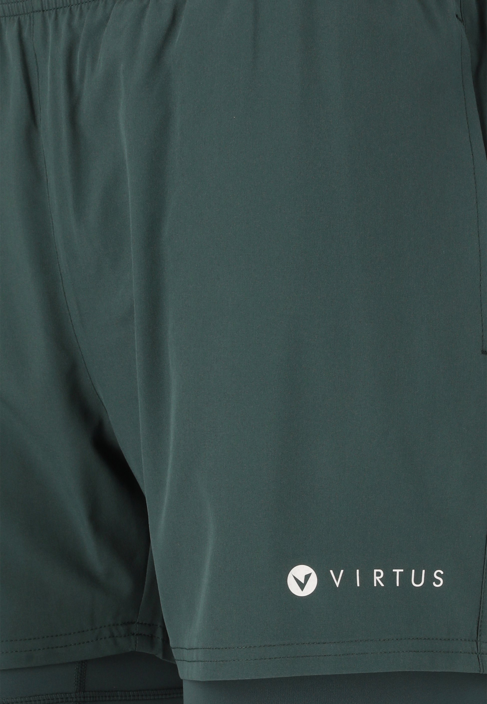 VIRTUS, Zayne Shorts