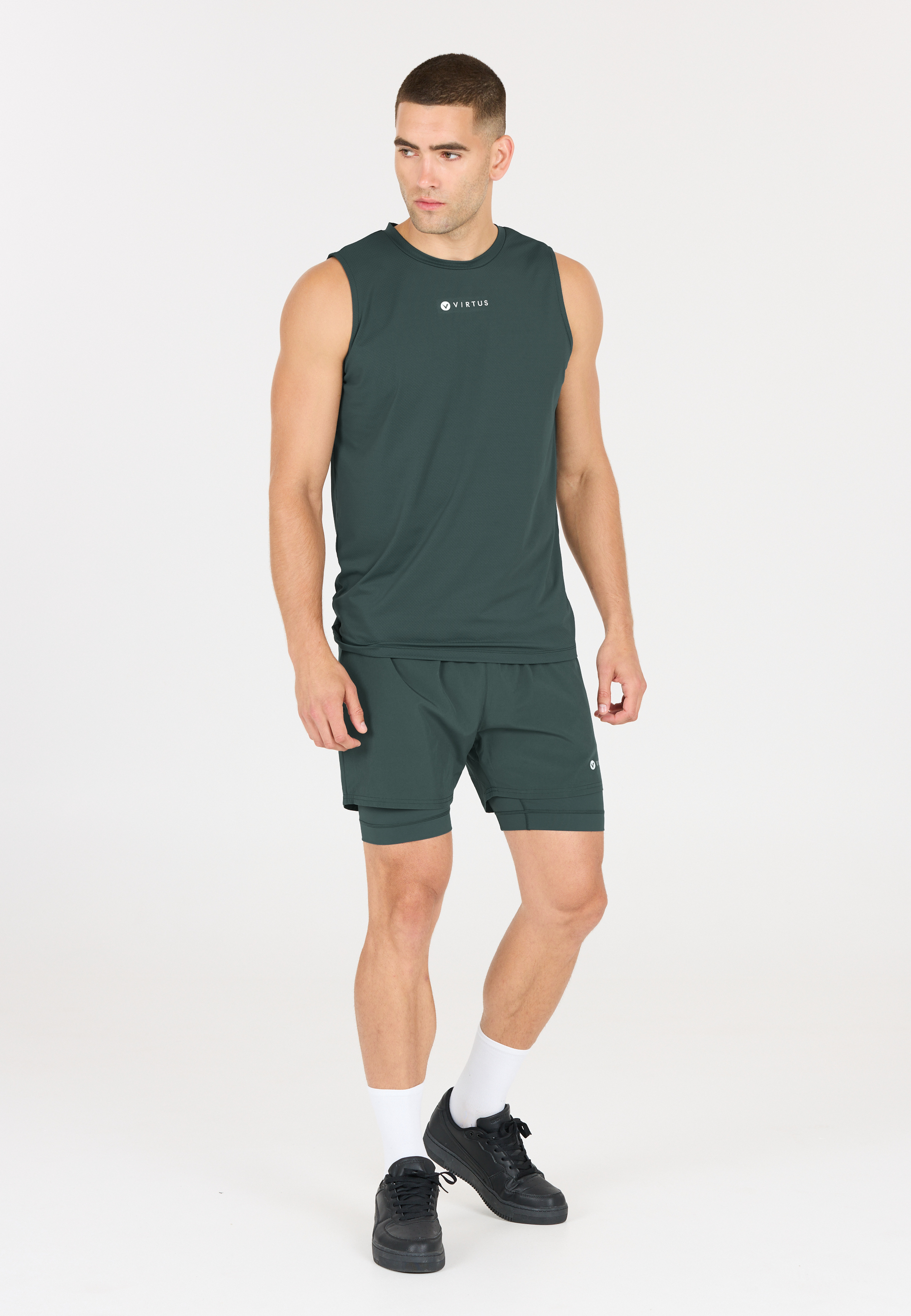 VIRTUS, Zayne Shorts