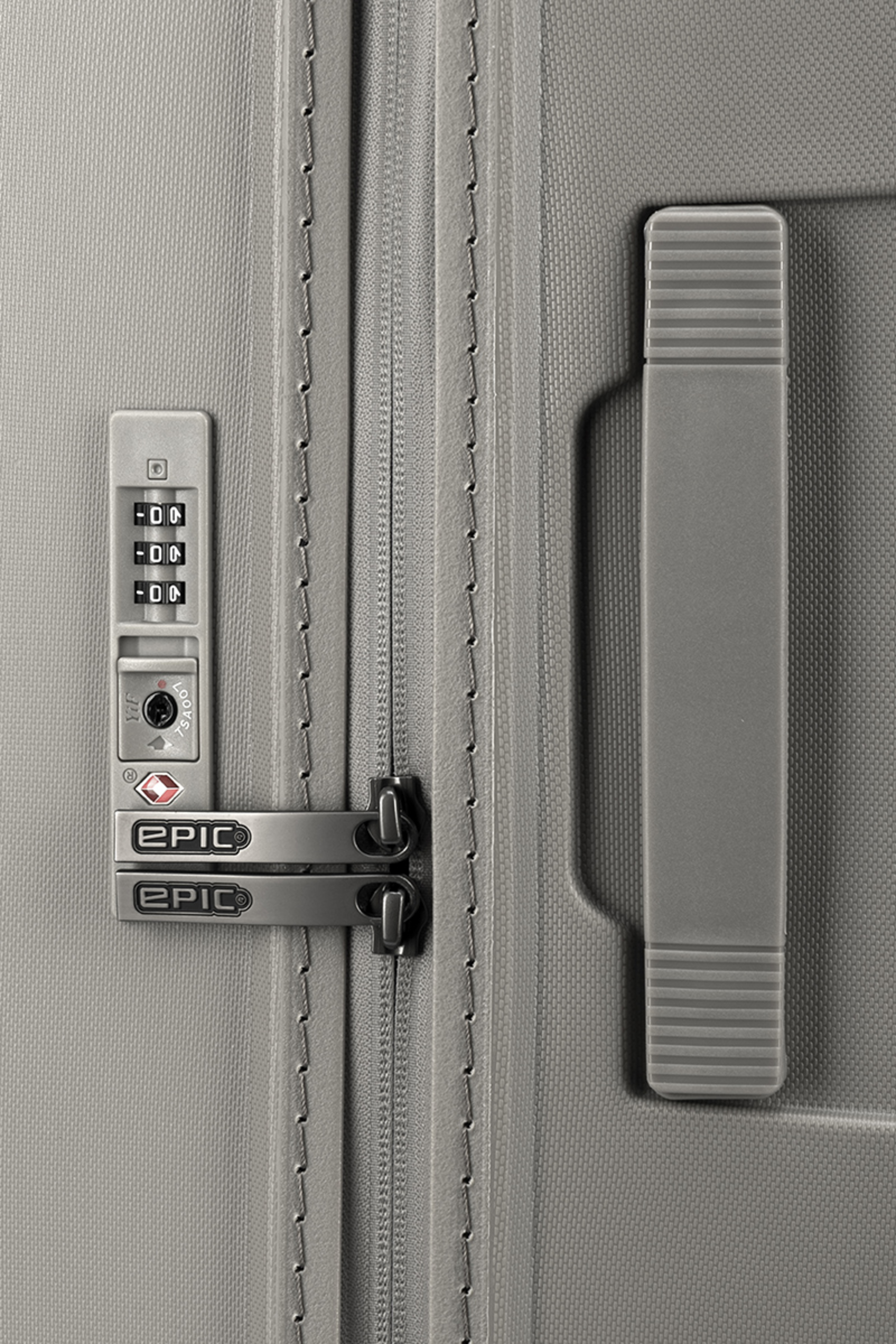 EPIC, Zeleste Re: Process Kabinväska 55 cm